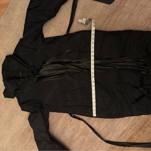 Preloved Black Ermanno Scervino jacket with leather fringes - Picture 12 of 14